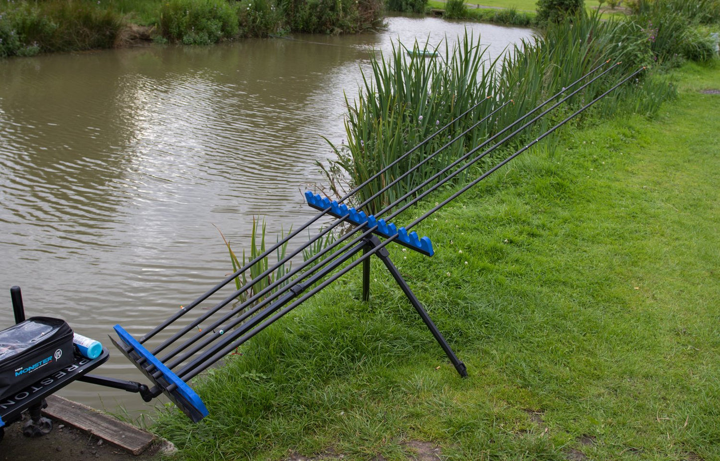 PRESTON PRESTON Offbox 36 - Deluxe Kit Safe - Parkfield Angling Centre