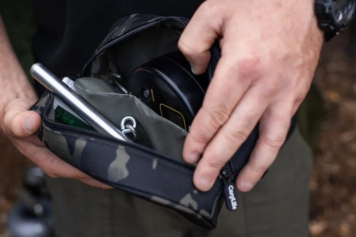 CARPLIFE CARPLIFE Eclipse Camo Digi Scales & Carp Care Pouch - Parkfield Angling Centre