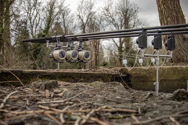 SOLAR SOLAR P1 Pro-Loc Buzzer Bars (With Pro-Loc Thumb Screws) - Parkfield Angling Centre