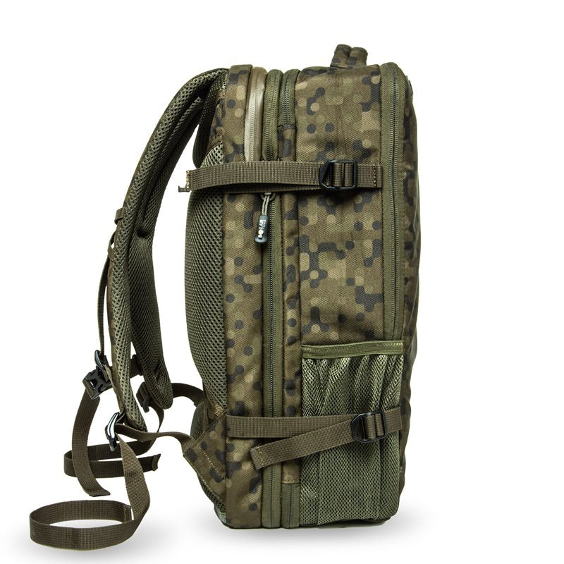 SOLAR SOLAR SP C-Tech Laptop & Gadget Rucksack - Parkfield Angling Centre