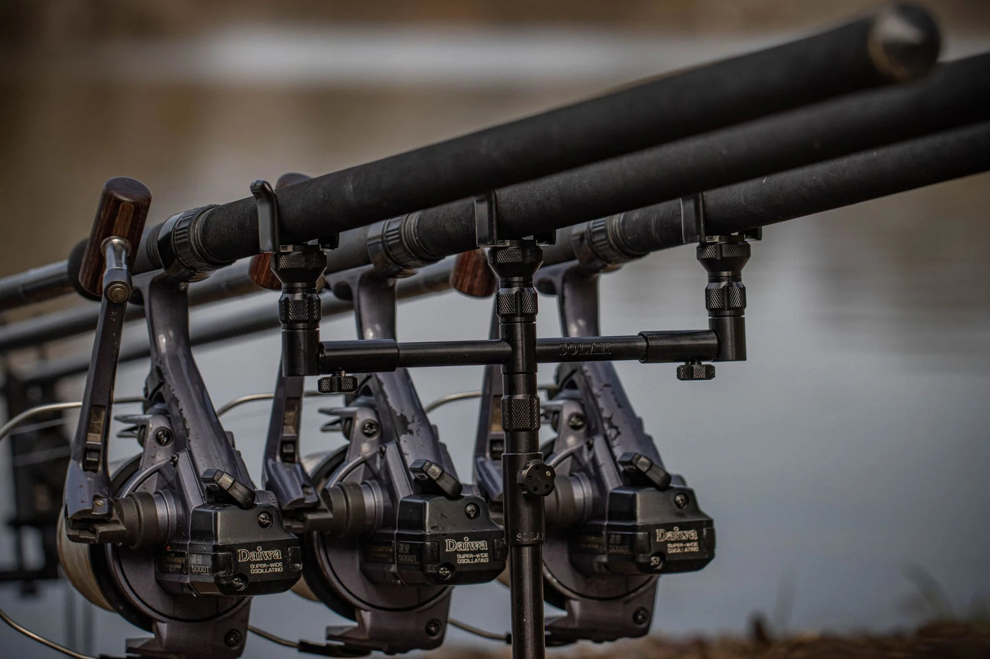 SOLAR SOLAR Black-Lite Pro-Loc Adjustable Buzzer Bar (Pro-Loc Thumb Screws) - Parkfield Angling Centre
