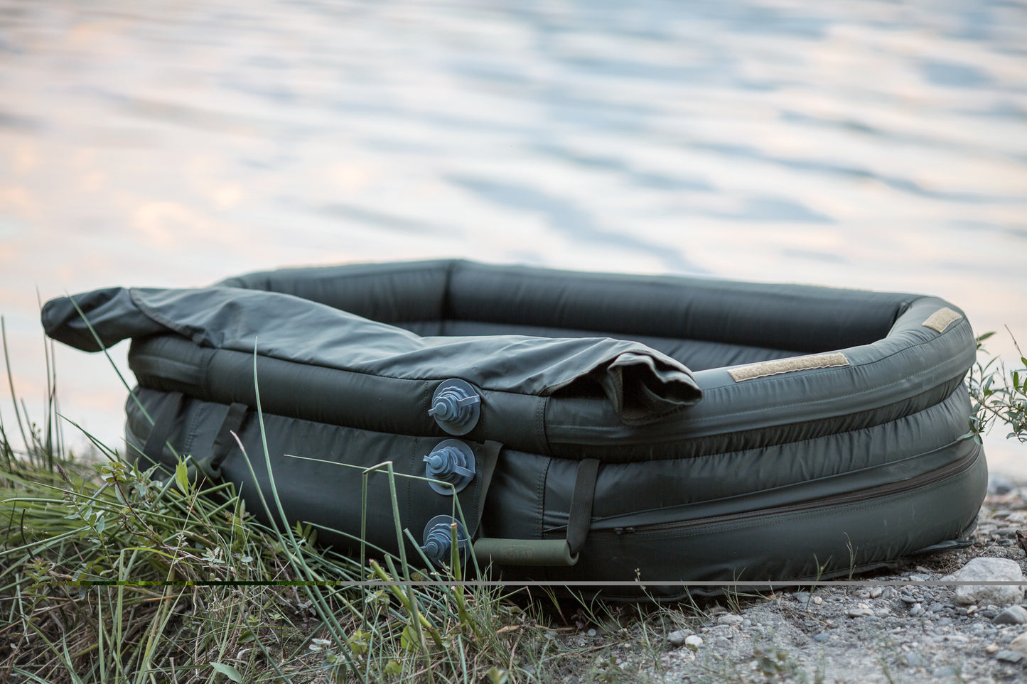 SOLAR SOLAR Inflatable Unhooking Mat - Parkfield Angling Centre