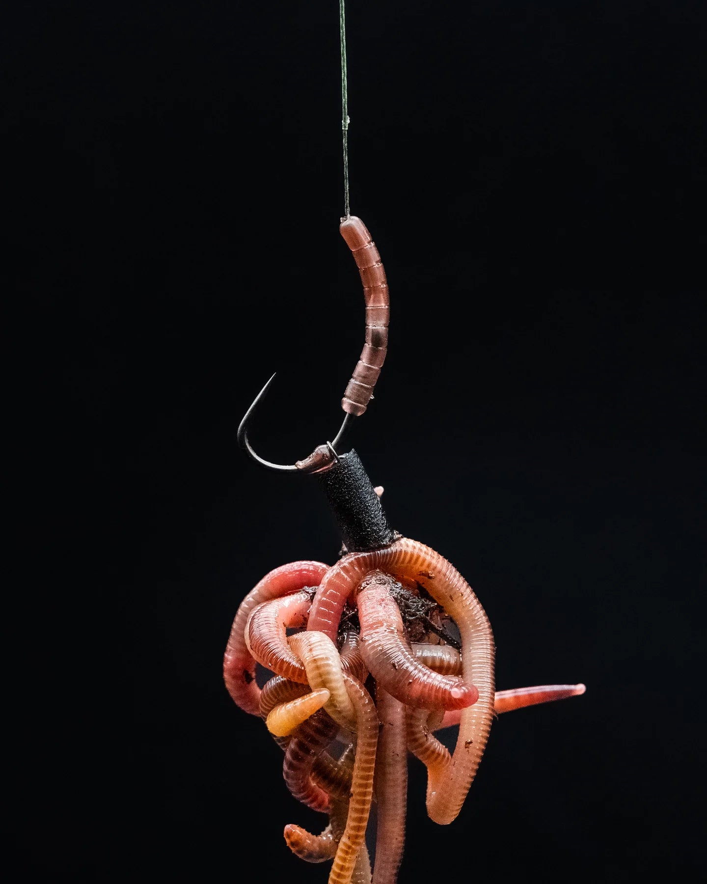 OMC OMC Dazzlers Worm Brown Distance Hookbead small - Parkfield Angling Centre