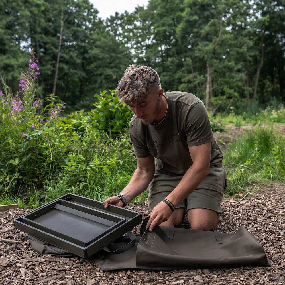 AVID AVID Carp Double Decker Bivvy Organiser - Parkfield Angling Centre