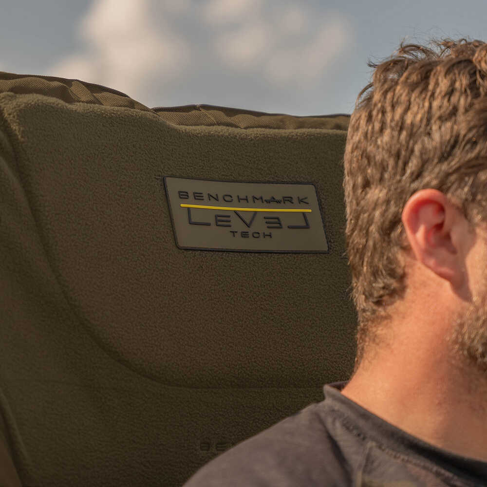 AVID AVID Benchmark Leveltech Hi-Back Recliner Chair - Parkfield Angling Centre