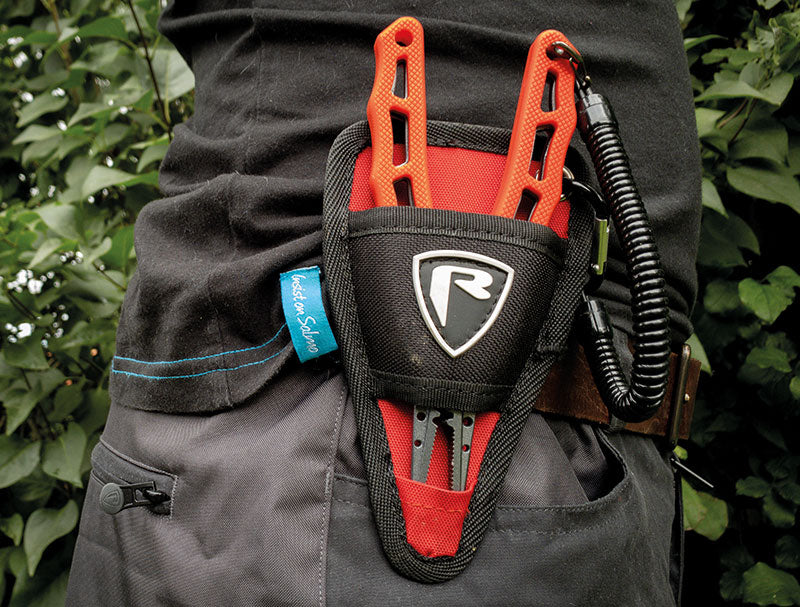 FOX FOX RAGE Belt Pliers - Parkfield Angling Centre