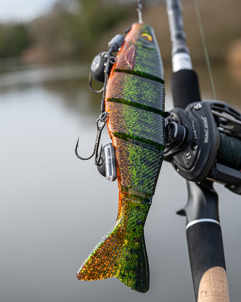 FOX FOX RAGE Strike Point Hitcher Rattle Large - Parkfield Angling Centre