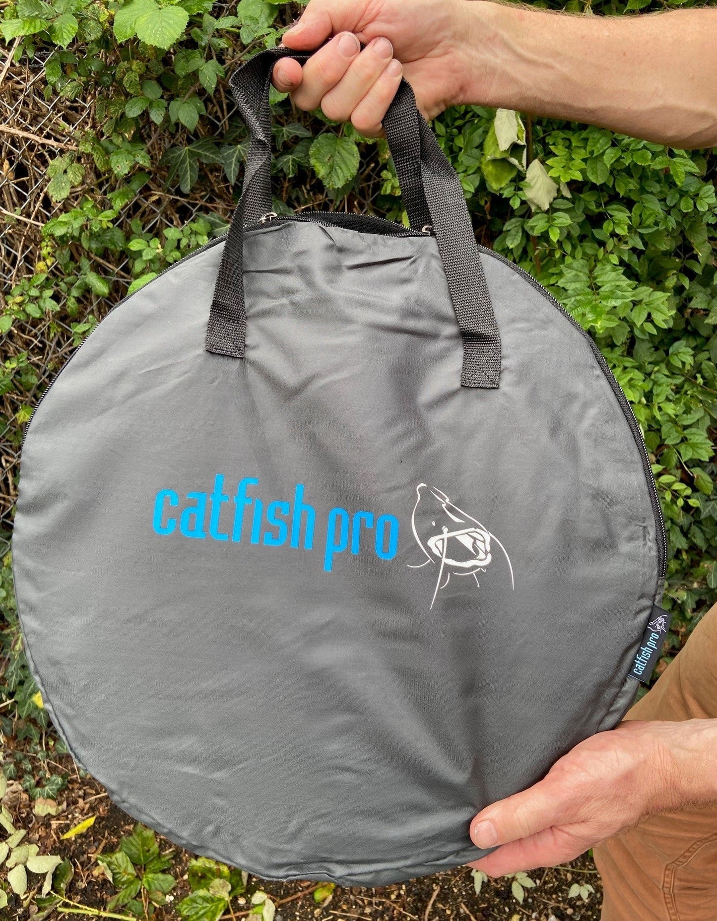 CATFISH PRO CATFISH PRO Floating Livebait Net - Parkfield Angling Centre