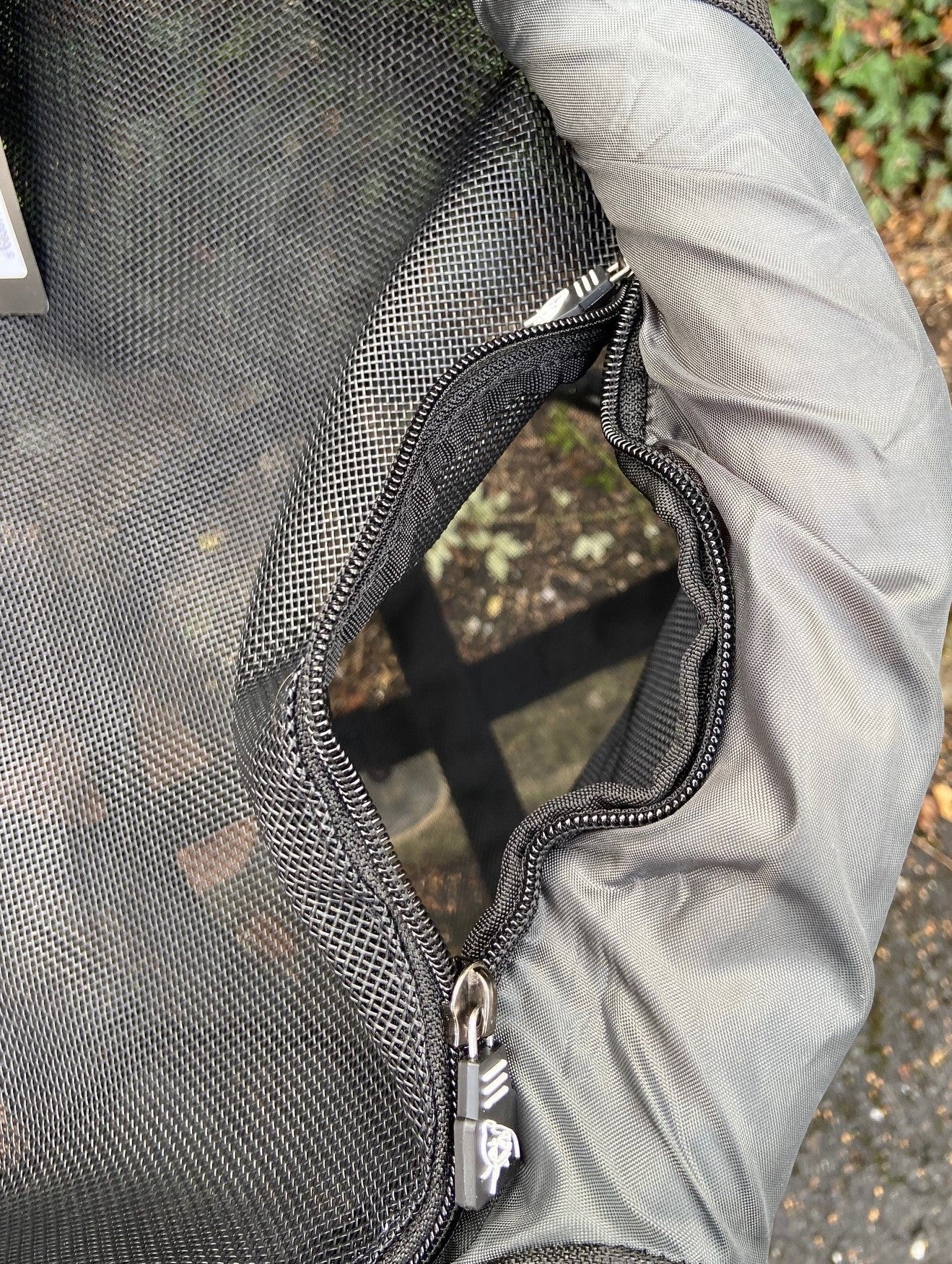 CATFISH PRO CATFISH PRO Floating Livebait Net - Parkfield Angling Centre