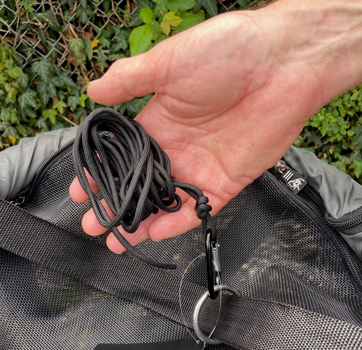 CATFISH PRO CATFISH PRO Floating Livebait Net - Parkfield Angling Centre