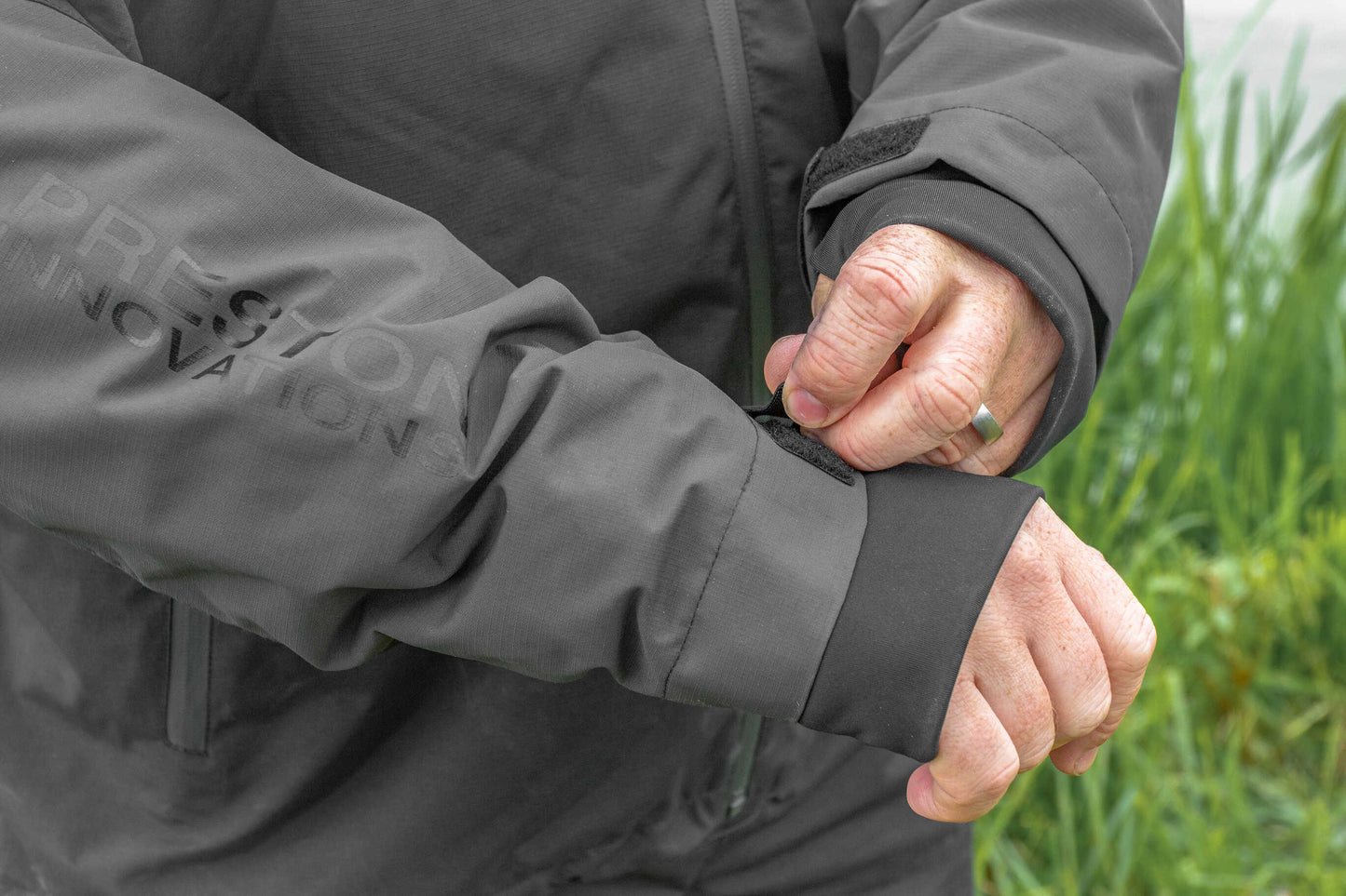 PRESTON PRESTON DF Hydrotech Suit - Parkfield Angling Centre