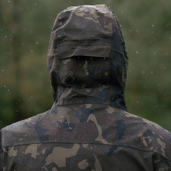 NASH NASH Zero Tolerance Extreme Waterproof Jacket Camo - Parkfield Angling Centre
