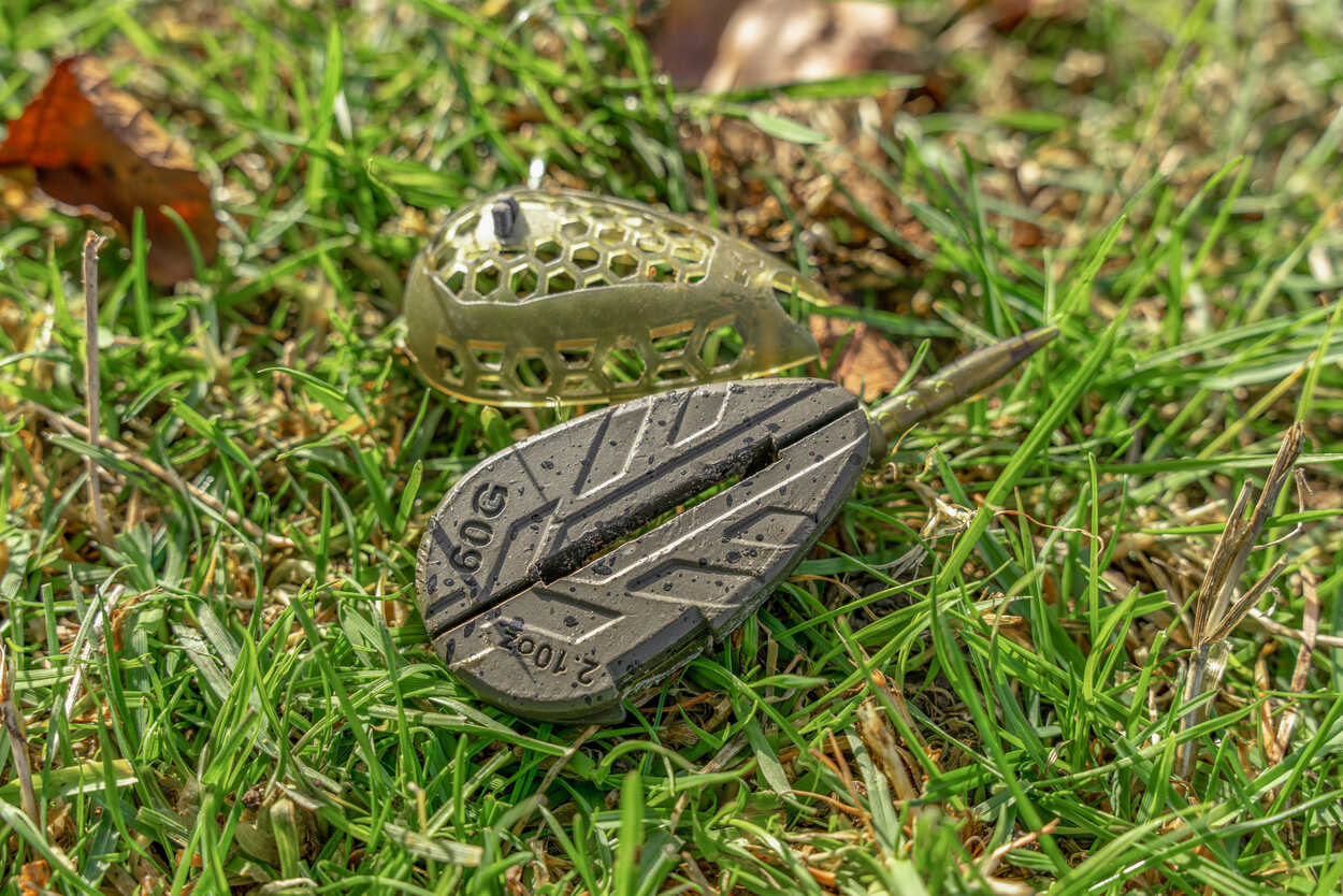 KORUM KORUM Camo Grub Feeder - Parkfield Angling Centre