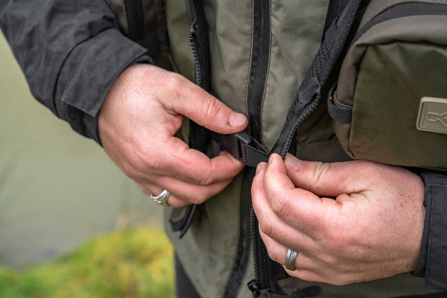 KORUM KORUM Glide Roving Vest - Parkfield Angling Centre