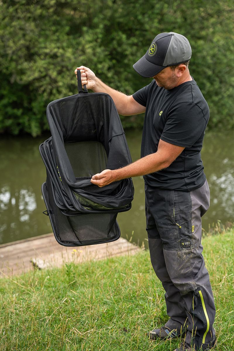 MATRIX MATRIX 2.0m F1 Compact Keepnet - Parkfield Angling Centre