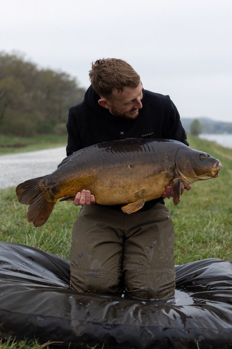 KORDA KORDA Mindset Minimal Tee | Black - Parkfield Angling Centre