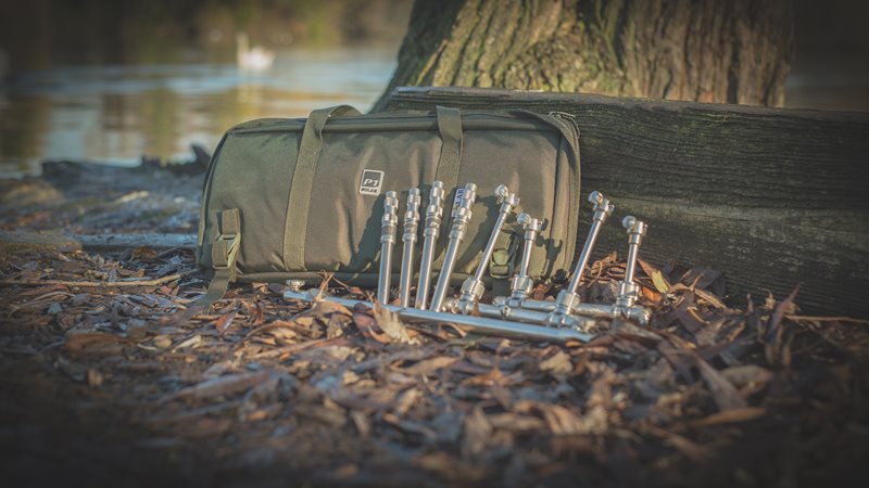 SOLAR SOLAR P1 Compact Worldwide Pod (Without Buzz Bars) - Parkfield Angling Centre