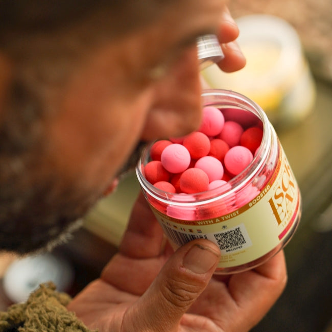 OMC OMC iScream Boosted Fluoro Pop Up 14mm Red & Pink - Parkfield Angling Centre
