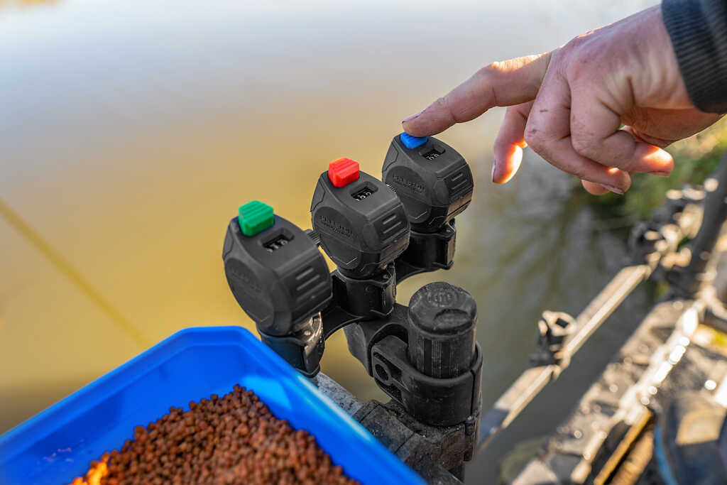 PRESTON PRESTON Offbox Triple Clicker Counter - Parkfield Angling Centre