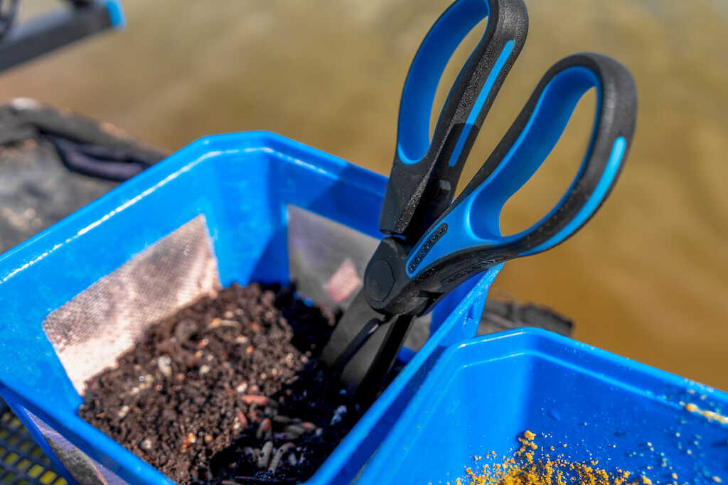 PRESTON PRESTON Worm Scissors - Parkfield Angling Centre