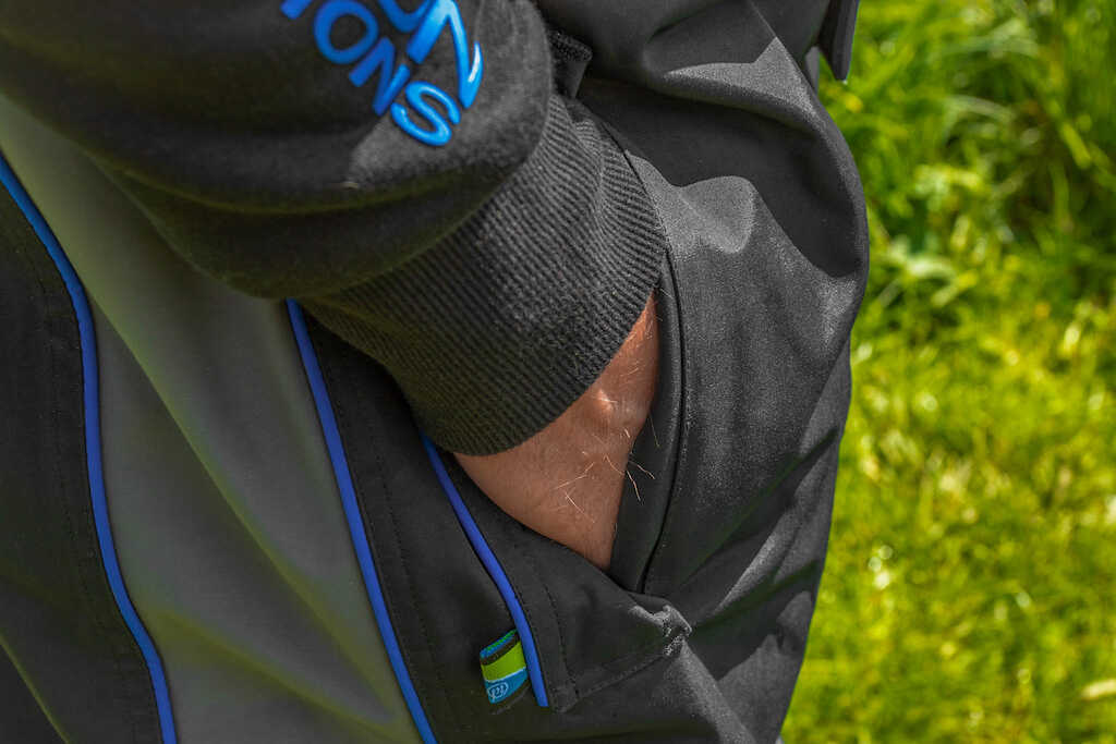 PRESTON PRESTON Celcius Suit - Parkfield Angling Centre