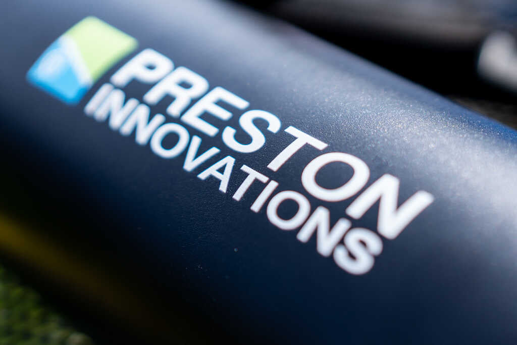 PRESTON PRESTON 1.4l Stainless Steel Flask - Parkfield Angling Centre