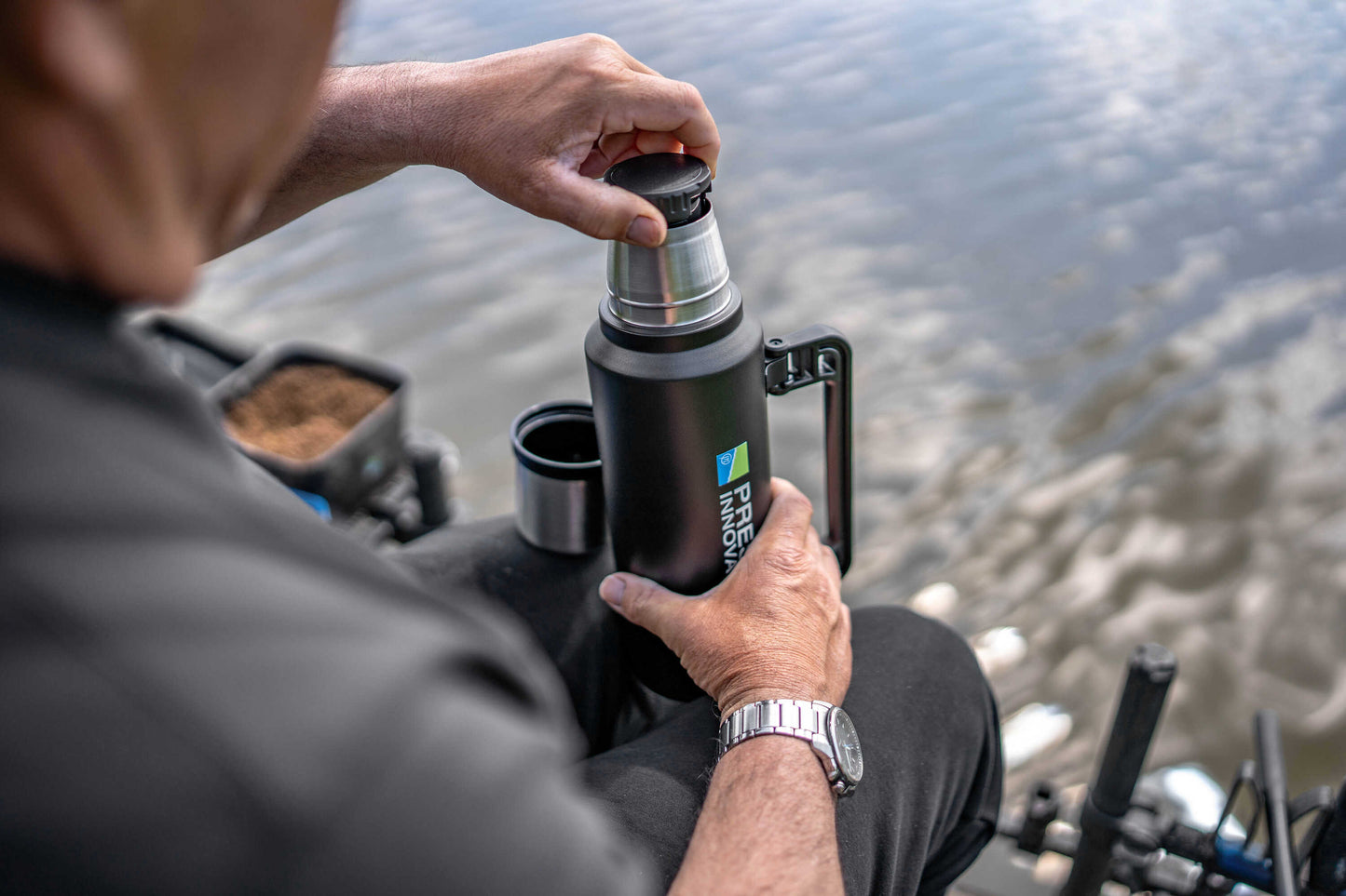 PRESTON PRESTON 1.4l Stainless Steel Flask - Parkfield Angling Centre