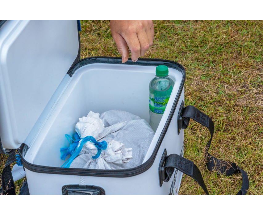 PRESTON PRESTON Hardcase Cool Safe - White Edition - Parkfield Angling Centre