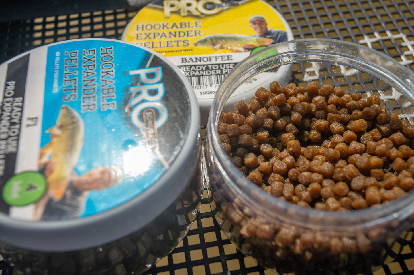 SONU SONU Hookable Expander Pellets - Bloodworm 4Mm (100G) - Parkfield Angling Centre