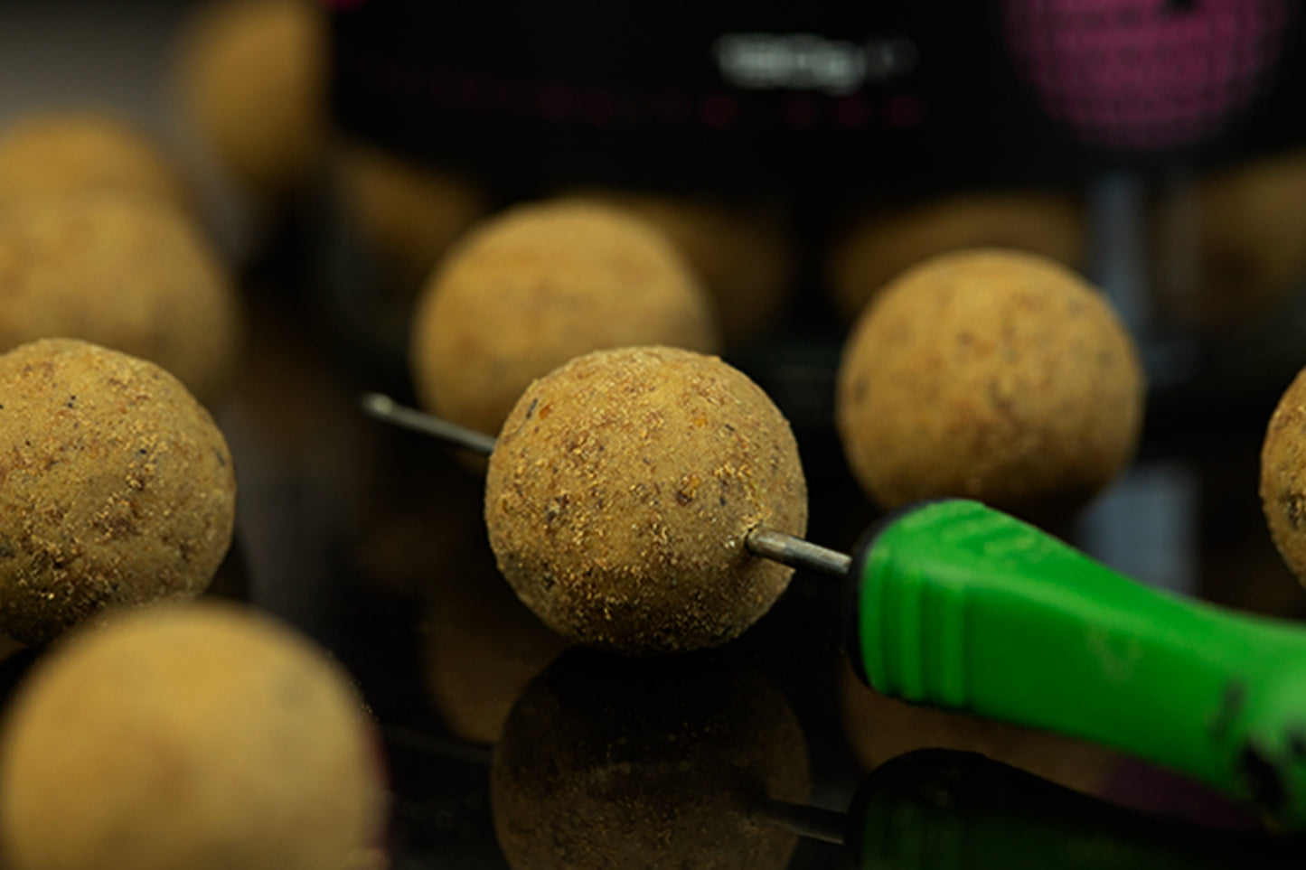 STICKY BAITS STICKY BAITS Manilla Wafters 16mm 130g Pot - Parkfield Angling Centre