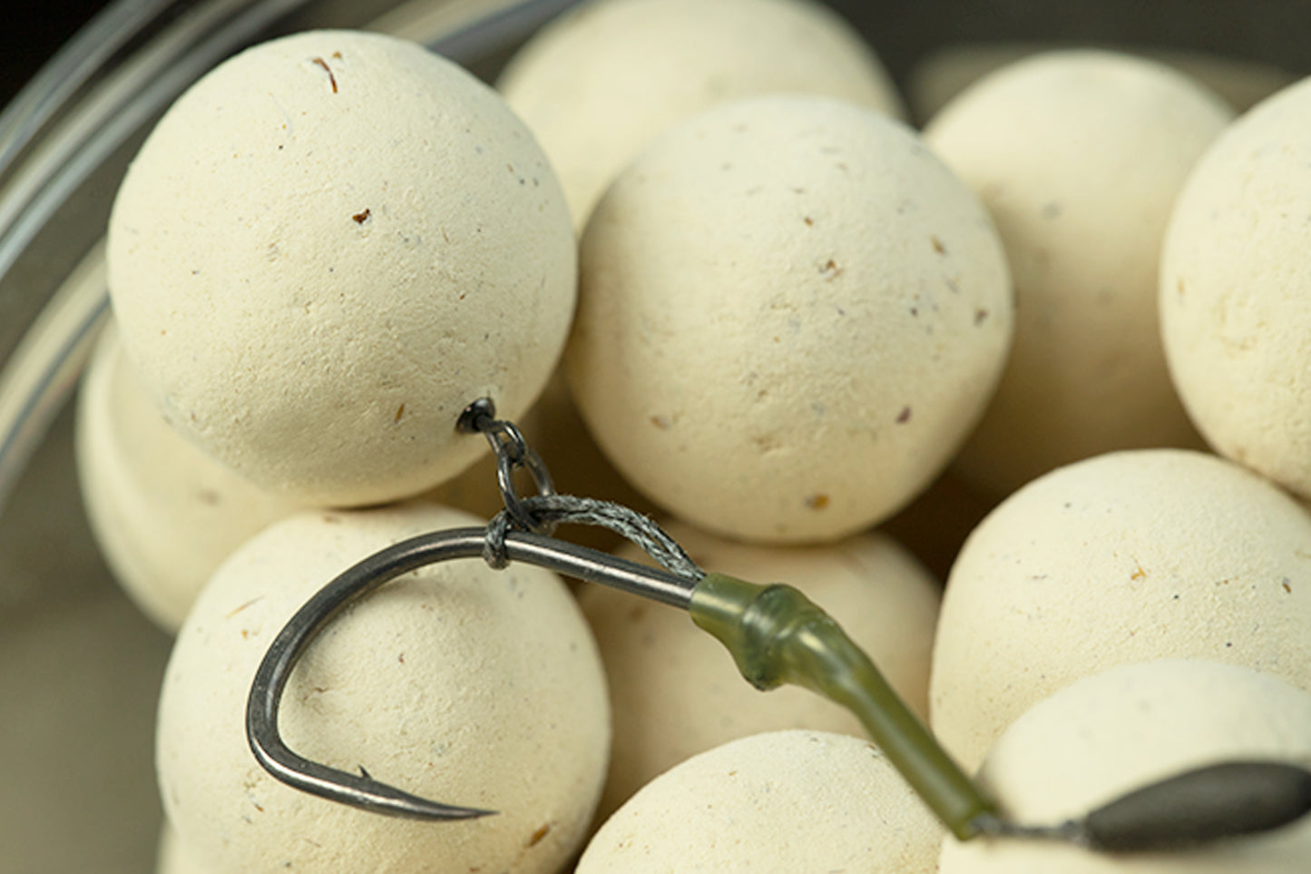 STICKY BAITS STICKY BAITS Manilla White Ones Wafters 16mm 130g Pot - Parkfield Angling Centre