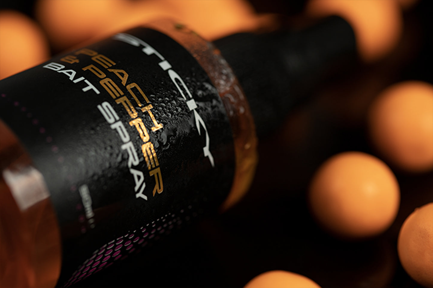 STICKY BAITS STICKY BAITS Peach & Pepper Bait Spray 50ml Spray - Parkfield Angling Centre