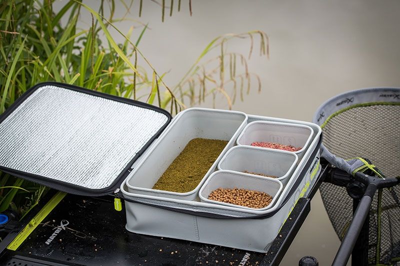 MATRIX MATRIX EVA Bait Cooler Tray (light grey) (inc 4 tubs) - Parkfield Angling Centre