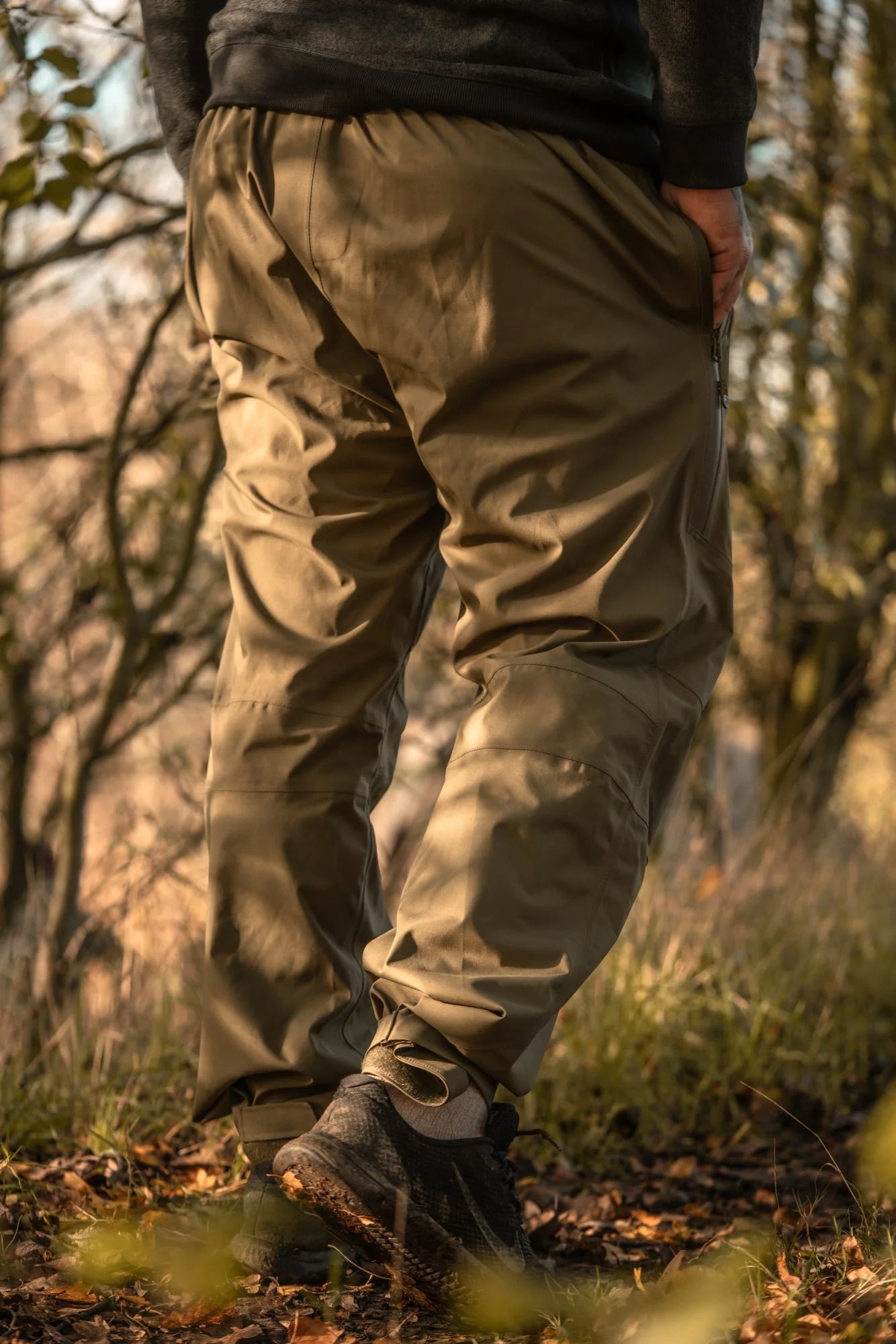 KORDA KORDA Drykore Over Trouser MK2 | Dark Olive - Parkfield Angling Centre