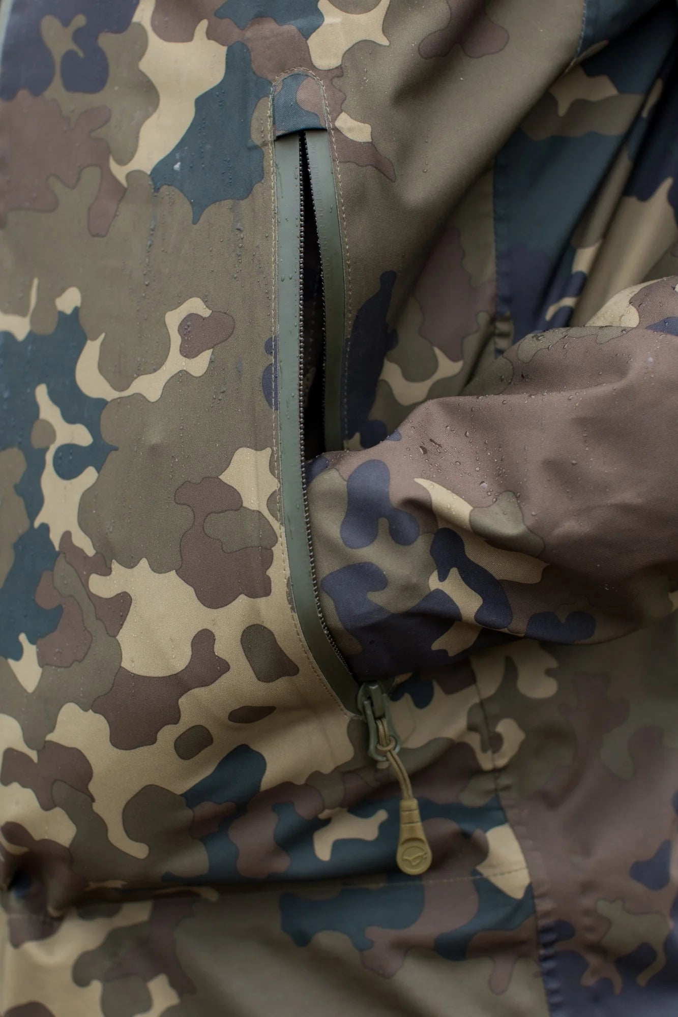 KORDA Drykore Jacket MK2 | Dark Kamo