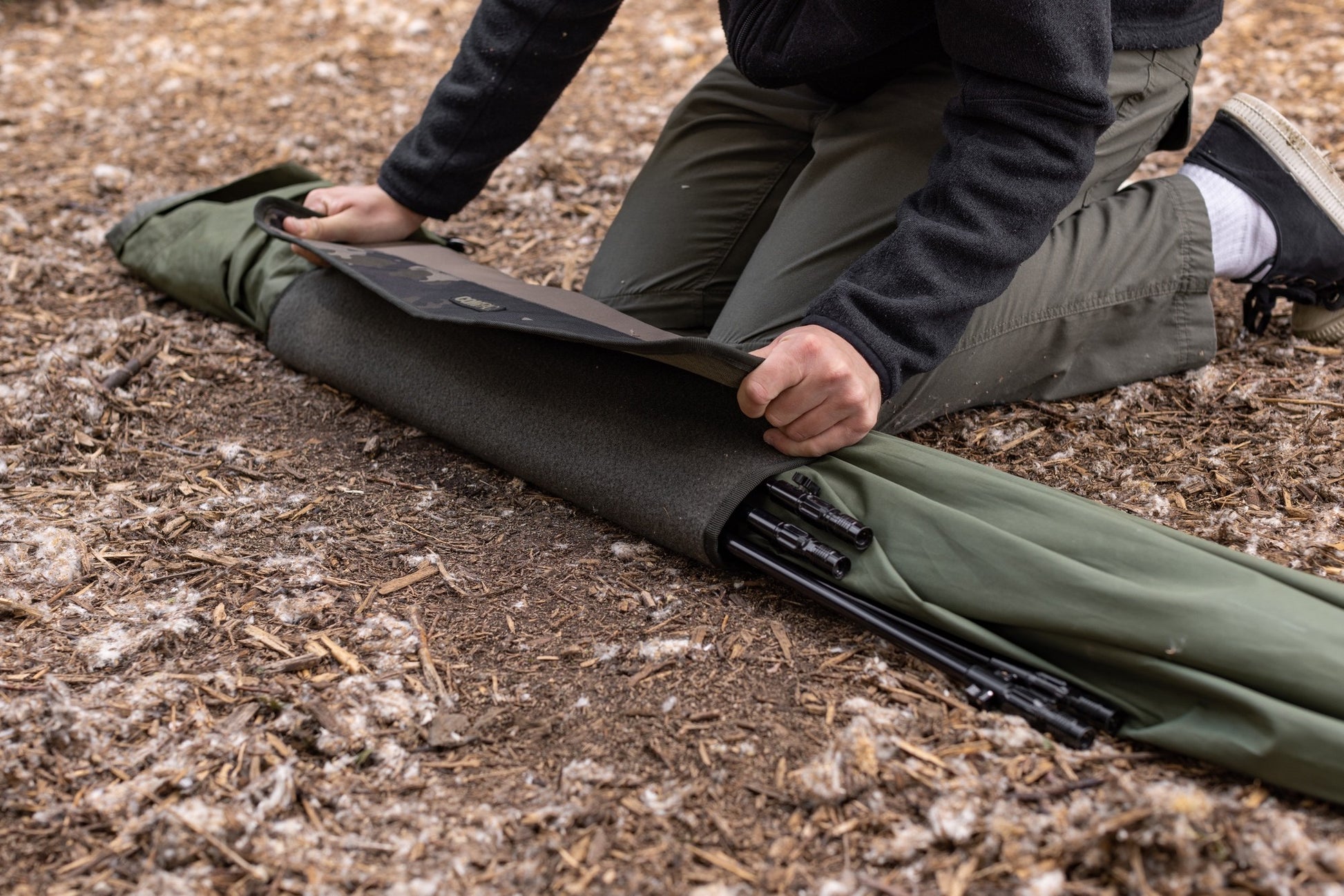 KORDA CARP PORTER Compac Brolly Wrap Dark Kamo - Parkfield Angling Centre