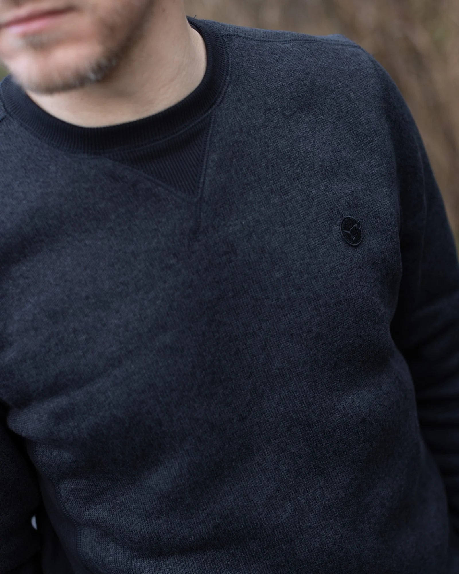 KORDA KORDA Crew Neck | Charcoal - Parkfield Angling Centre