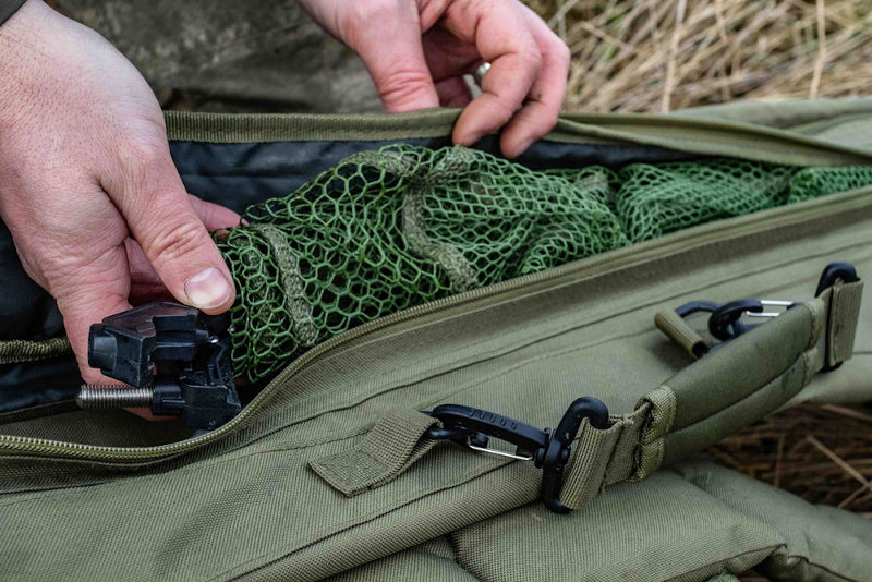 KORUM KORUM Folding Latex Triangle Net  - Parkfield Angling Centre