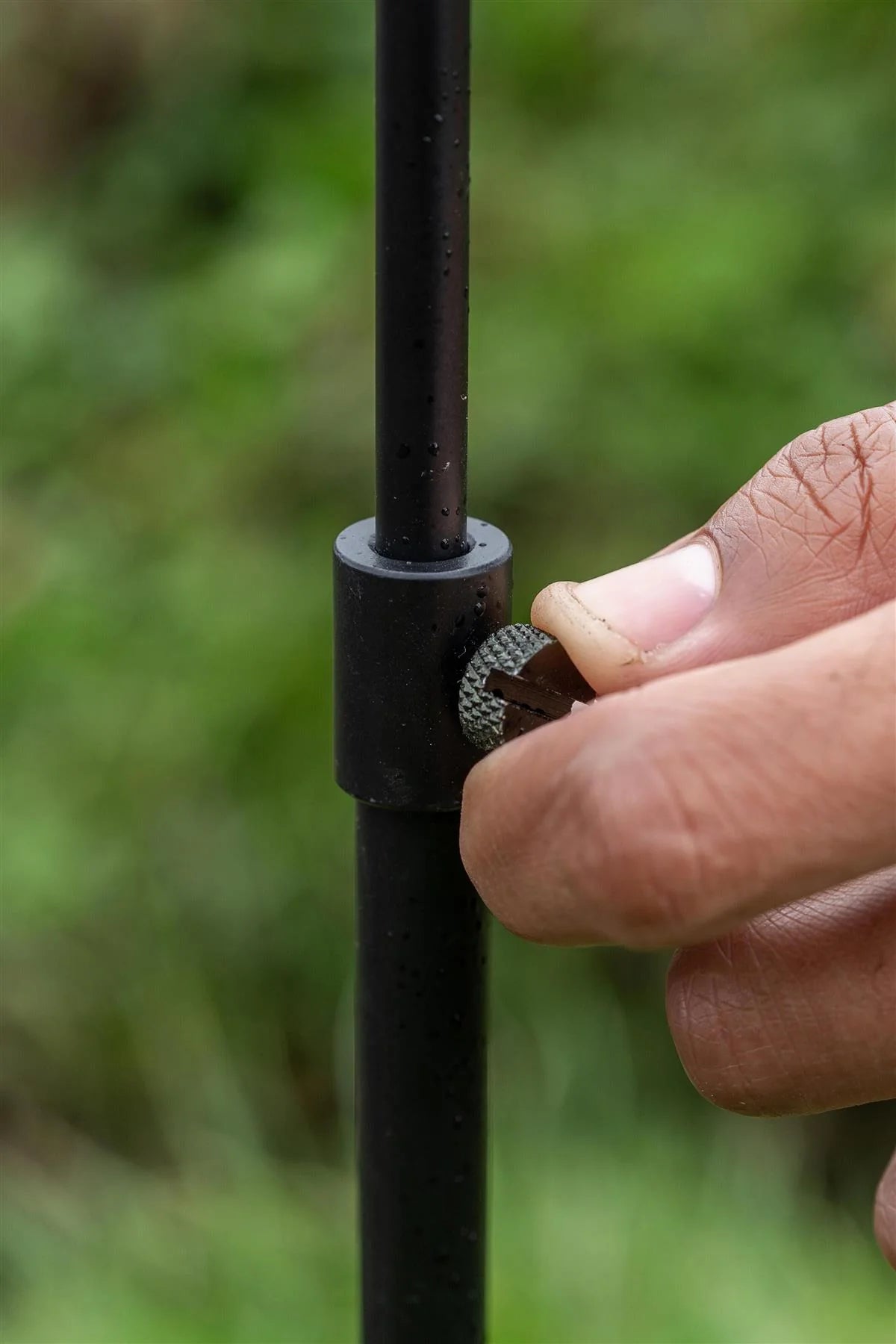ZEBCO ZEBCO After Dark Luminous Tele V Rest 50-90cm - Parkfield Angling Centre