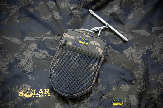 SOLAR SOLAR Undercover Camo Scales Pouch - Parkfield Angling Centre