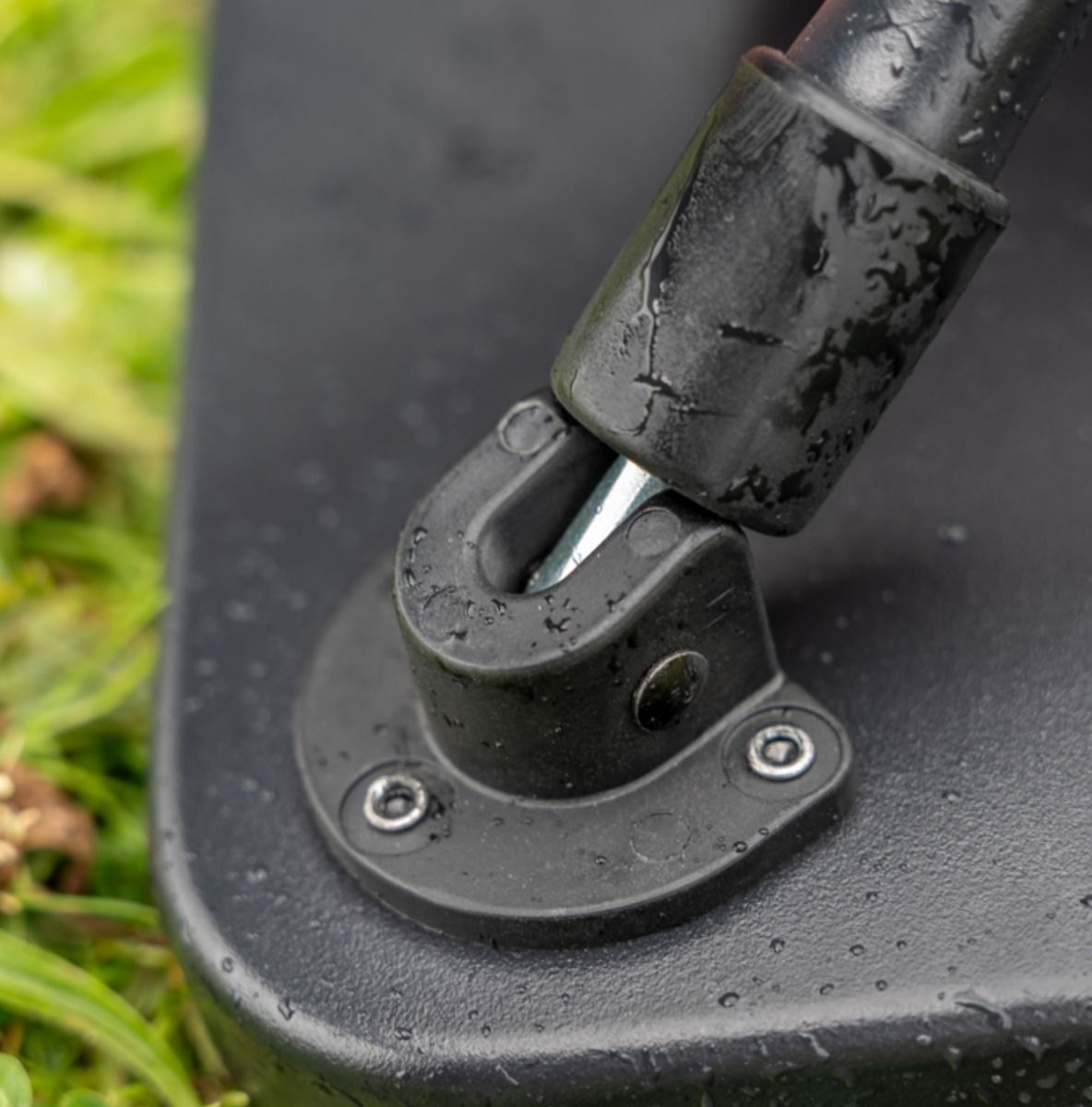AVID AVID Revolve Bivvy Table XL - Parkfield Angling Centre