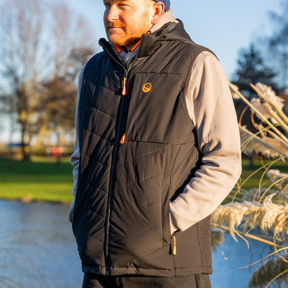 GURU GURU Hybrid Gilet | Black - Parkfield Angling Centre