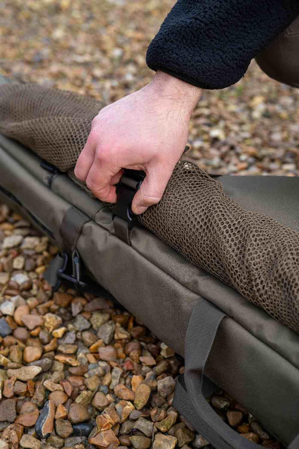 AVID AVID RVS 10ft Retractable 2-Rod Bag - Parkfield Angling Centre
