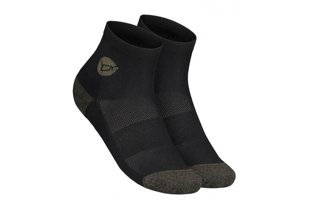 KORDA KORDA Coolmax Socks | Black/Olive  - Parkfield Angling Centre