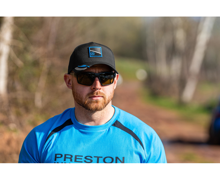 PRESTON PRESTON Black Apex Cap - Parkfield Angling Centre