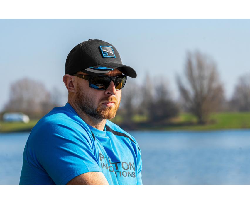 PRESTON PRESTON Black Apex Cap - Parkfield Angling Centre