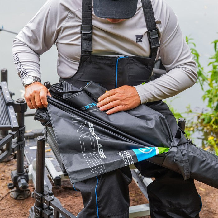 PRESTON PRESTON Inception Fibreglass Flatback Brolly 50" - Parkfield Angling Centre