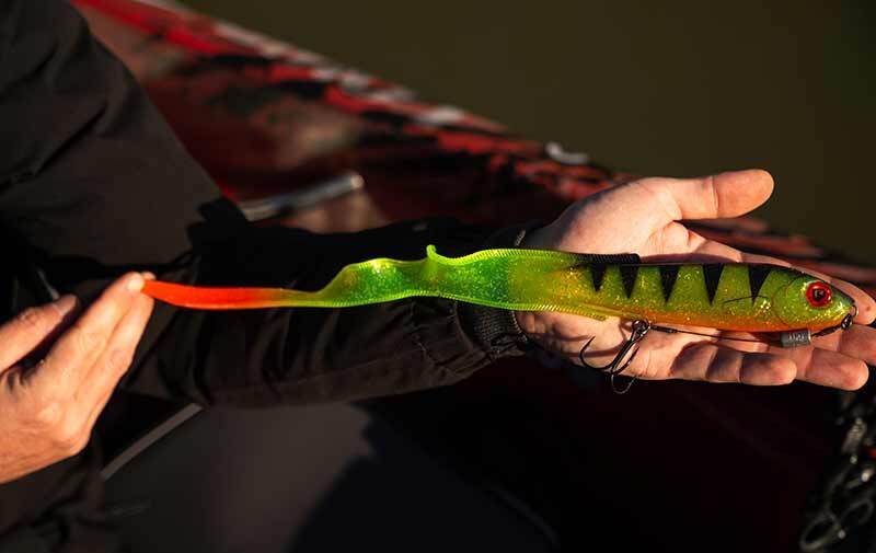 FOX Slick Eel LOADED 21cm/8.2" Size 2 - UV Hot Olive