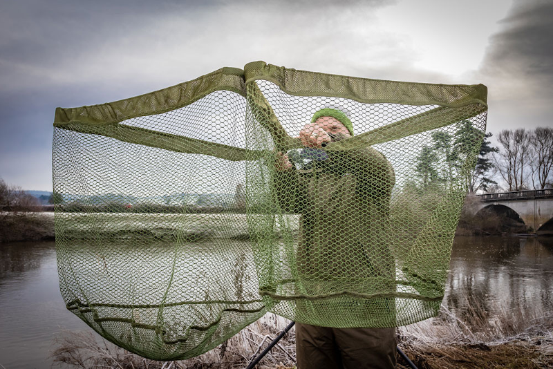 KORUM KORUM Folding Latex Triangle Net  - Parkfield Angling Centre