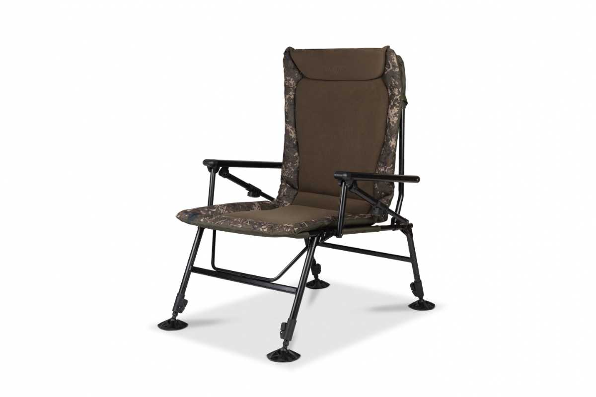 NASH NASH Indulgence Big Daddy Auto Reclining Chair Camo  - Parkfield Angling Centre